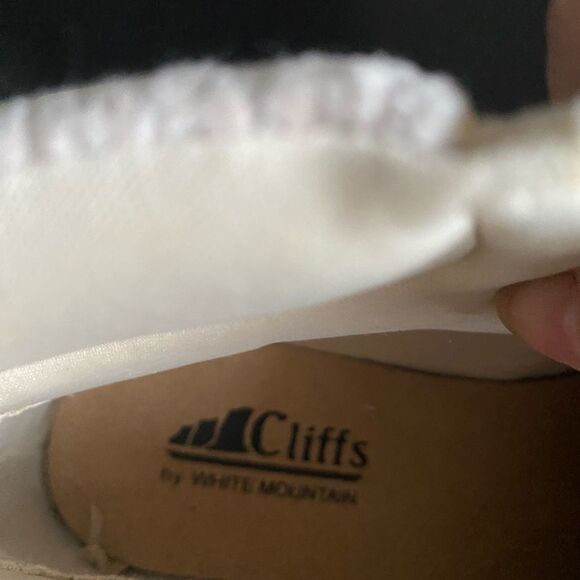 cliffs by White Mountain boots beige 6.5 - Picture 6 of 7